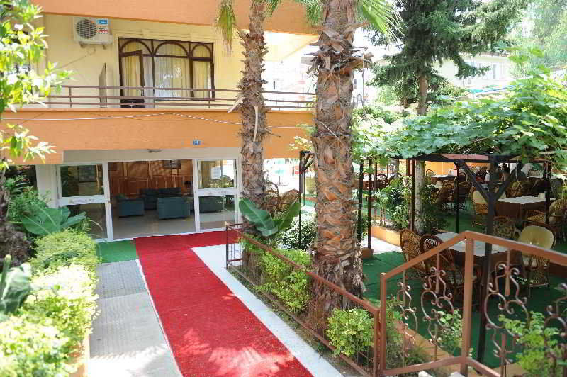 Holiday World Hotel Аланя Екстериор снимка